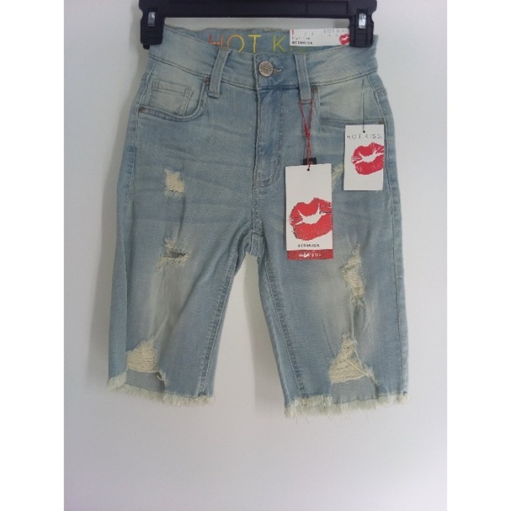 Hot Kiss High Rise Bermuda Jean Shorts Size 1 BRAND NEW